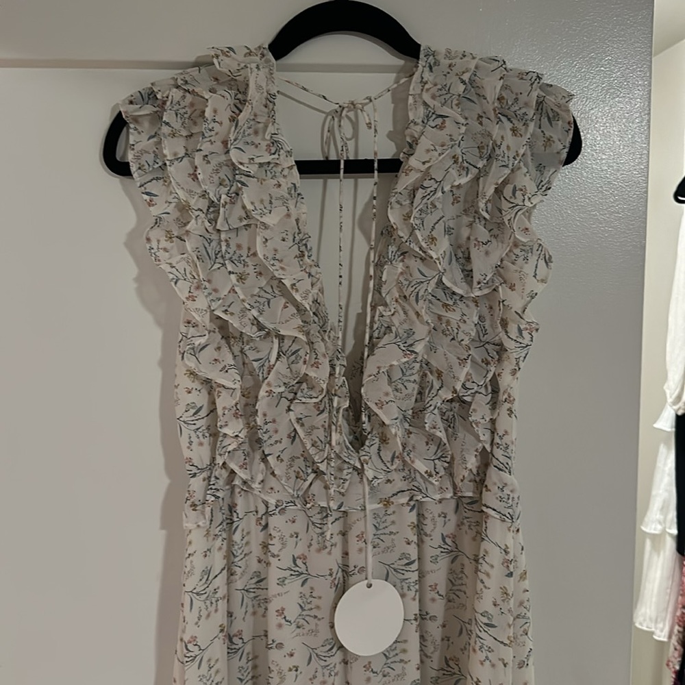 Storia Cream Floral Ruffle Midi Dress - Picture 2 of 5